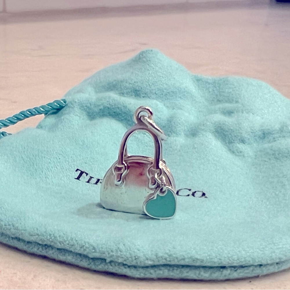 Tiffany and co charm purse 👛 ✨